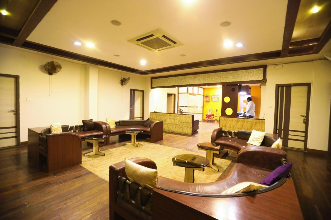 Hotel Vishwanath Varanasi Exteriör bild