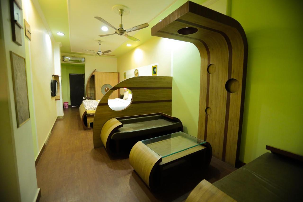 Hotel Vishwanath Varanasi Exteriör bild